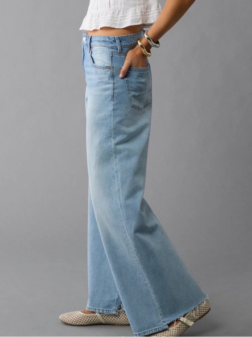 American Eagle Super High Rise Ultra Wide Leg Strigid Jeans 12 - Picture 2 of 15